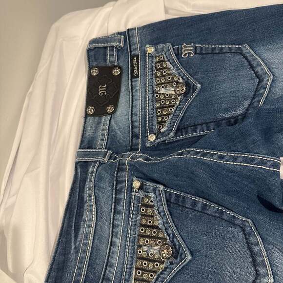 Miss Me Women's Boot Cut‎ Embellished Sequin Rhinestone Jeans - Picture 3 of 3